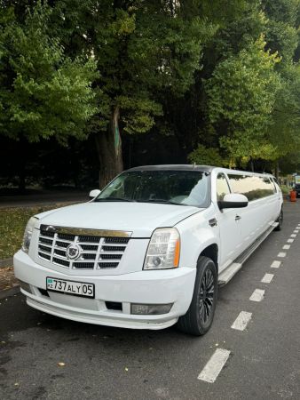 escalade white